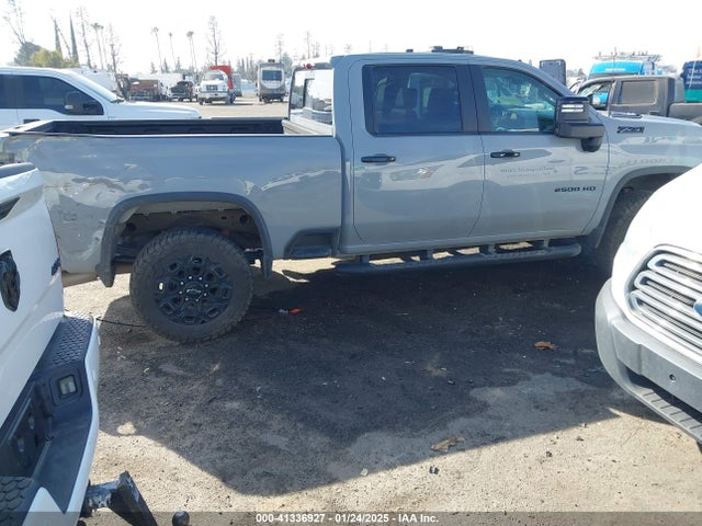 Chevrolet Silverado 2024 2GC4YNEY9R1185737 Image 29