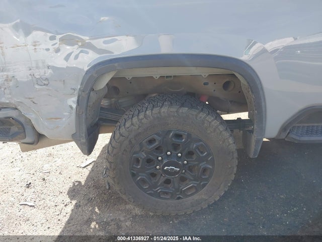 Chevrolet Silverado 2024 2GC4YNEY9R1185737 Image 25
