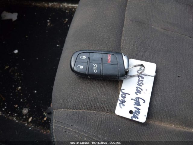 2016 CHRYSLER 200 1C3CCCAB3GN129518 Photo 10