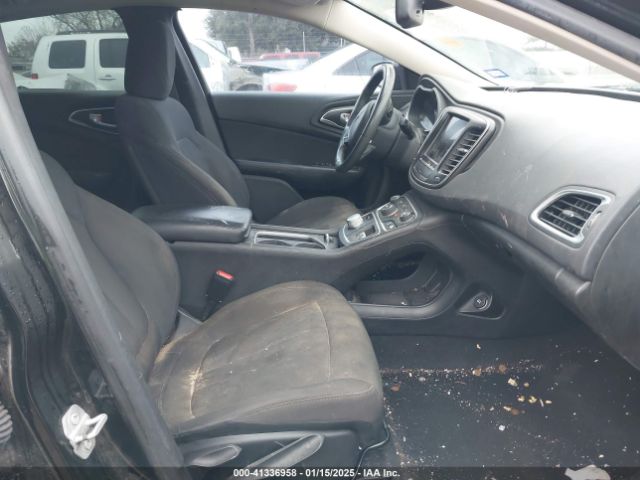 2016 CHRYSLER 200 1C3CCCAB3GN129518 Photo 4