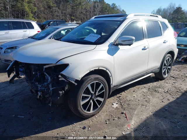 JN8AT2MV0JW311394 Nissan Rogue Sl