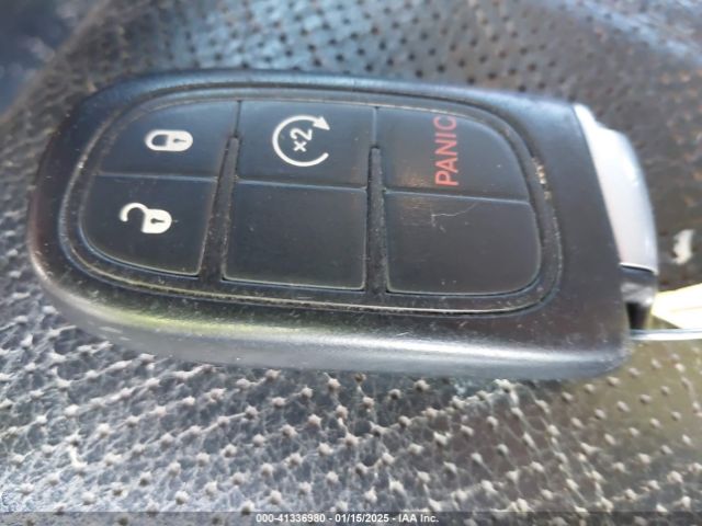 1C6RR7UTXES445049 RAM 1500 Sport