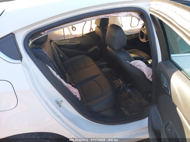 3G1BF6SM5KS573006 Chevrolet Cruze Premier