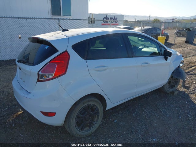 Ford FIESTA SE 2014 3FADP4EJXEM111543 Image 4