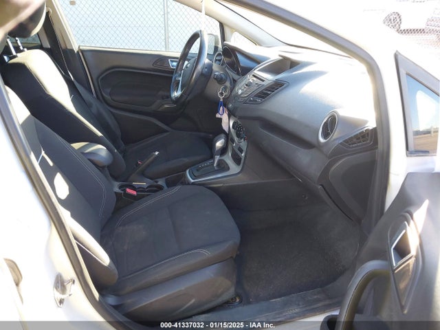 Ford FIESTA SE 2014 3FADP4EJXEM111543 Image 5