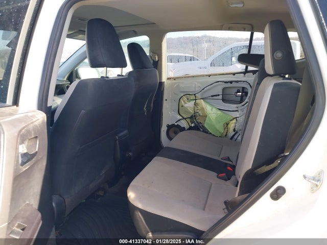 Toyota Rav4 Xle 2017 JTMWFREV1HD101893 Image 8
