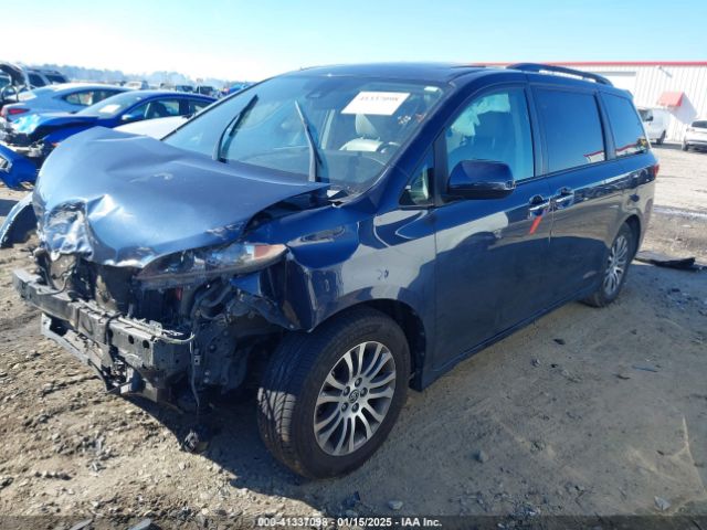 5TDYZ3DCXLS072498 Toyota SIENNA XLE