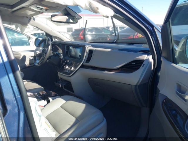 5TDYZ3DCXLS072498 Toyota SIENNA XLE