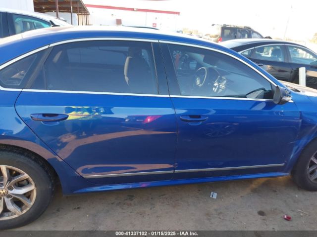 1VWAT7A35HC067648 Volkswagen Passat 1.8t S
