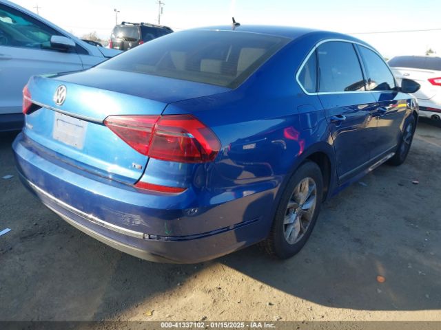 1VWAT7A35HC067648 Volkswagen Passat 1.8t S