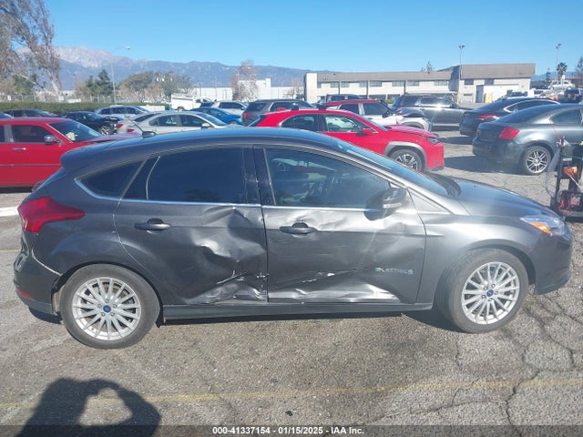 Ford FOCUS ELECTRIC 2017 1FADP3R40HL290647 Image 13