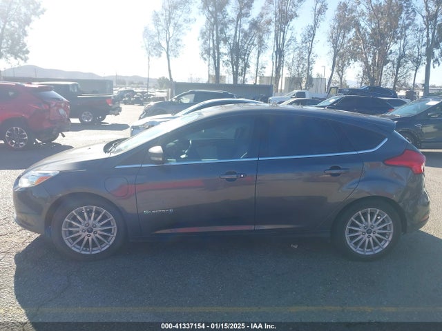 Ford FOCUS ELECTRIC 2017 1FADP3R40HL290647 Image 14