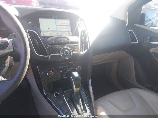 Ford FOCUS ELECTRIC 2017 1FADP3R40HL290647 Image 18