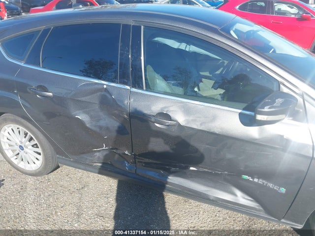 Ford FOCUS ELECTRIC 2017 1FADP3R40HL290647 Image 6