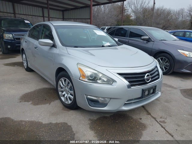 Nissan Altima 2.5 S 2014 1N4AL3AP8EN342398 Image 1