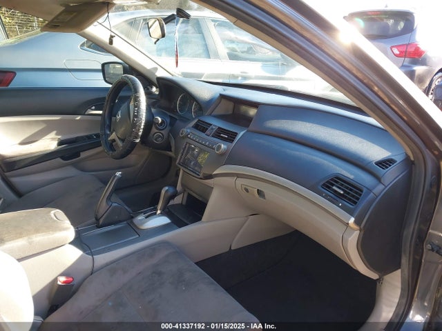 2011 HONDA ACCORD SDN 1HGCP2F45BA041298 Photo 4