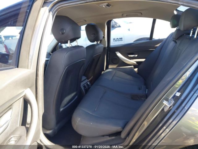 2018 BMW 320I WBA8E1G52JNU92446 Photo 7