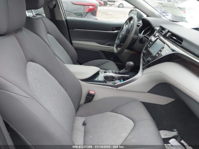 4T1B31HK9JU501132 Toyota Camry Hybrid Le