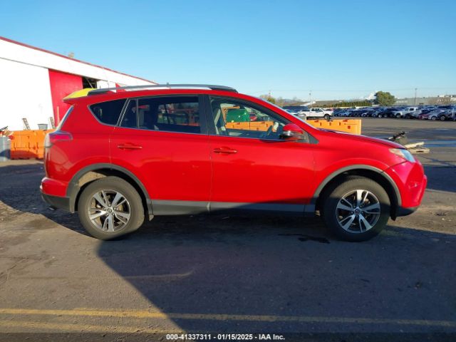 JTMRFREV3HJ108312 Toyota Rav4 Xle