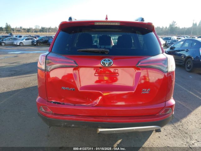 JTMRFREV3HJ108312 Toyota Rav4 Xle