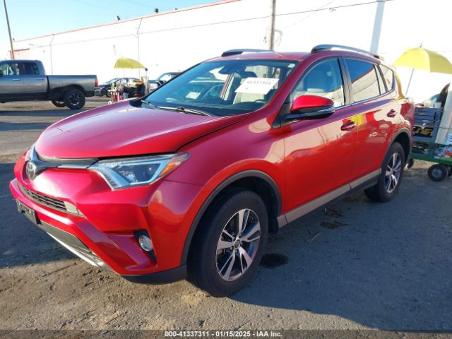 JTMRFREV3HJ108312 Toyota Rav4 Xle