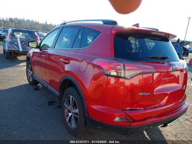 JTMRFREV3HJ108312 Toyota Rav4 Xle