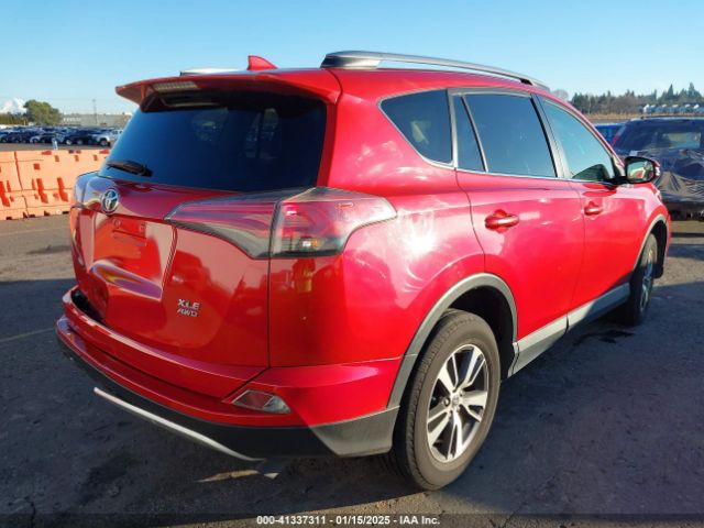 JTMRFREV3HJ108312 Toyota Rav4 Xle
