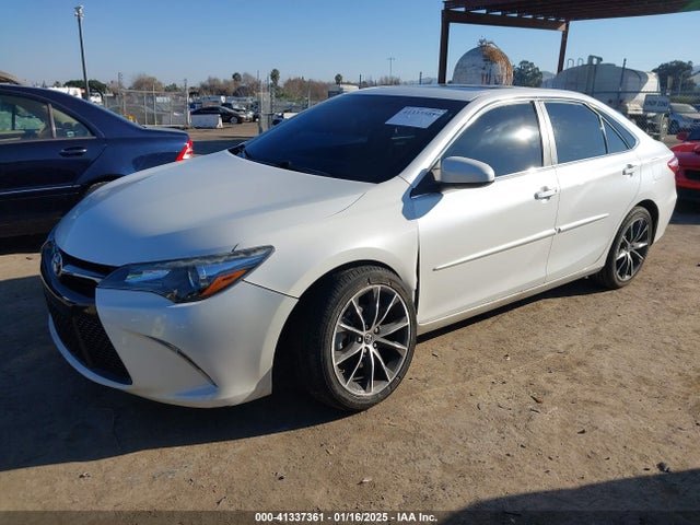 4T1BF1FK4FU909944 Toyota CAMRY XSE