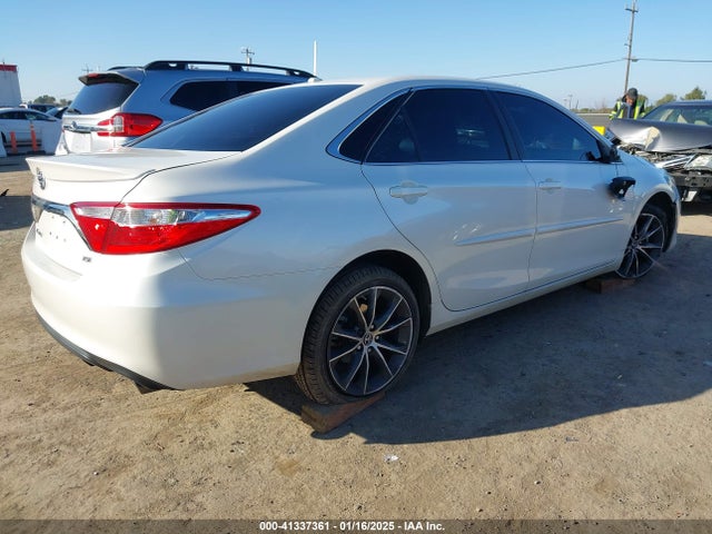 4T1BF1FK4FU909944 Toyota CAMRY XSE