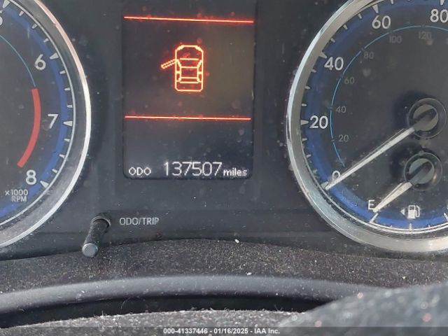 5YFBURHEXHP719453 Toyota COROLLA LE