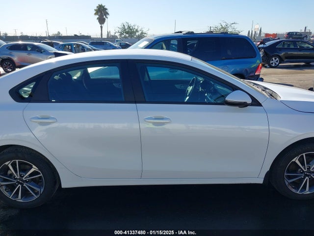 KIA Forte Lxs 2023 3KPF24AD2PE655291 Image 13