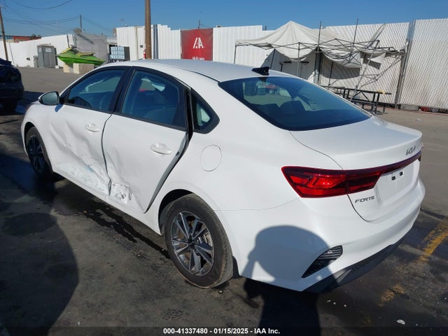 KIA Forte Lxs 2023 3KPF24AD2PE655291 Image 3