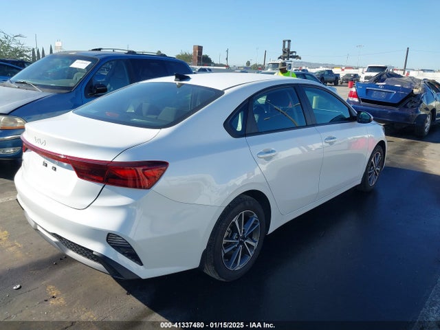 KIA Forte Lxs 2023 3KPF24AD2PE655291 Image 4