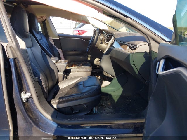 2013 TESLA MODEL S 5YJSA1CN5DFP23692 Photo 4