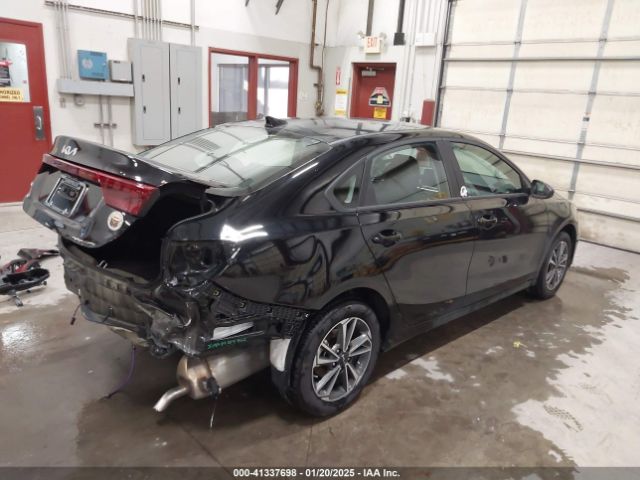 3KPF24ADXRE831698 KIA Forte Lxs