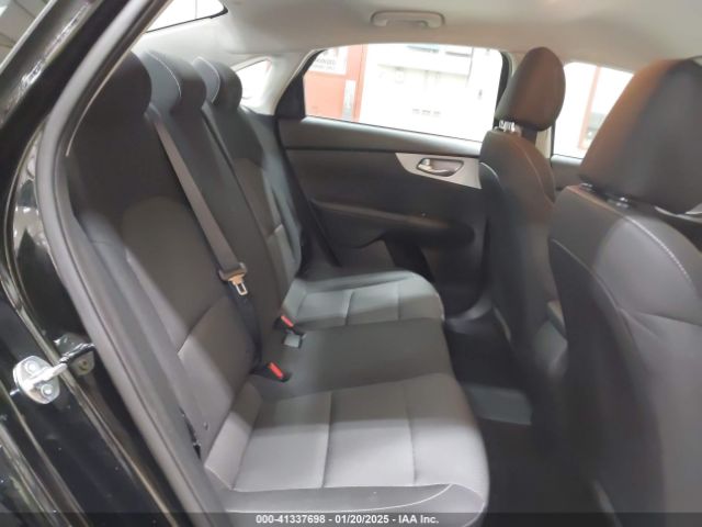 3KPF24ADXRE831698 KIA Forte Lxs
