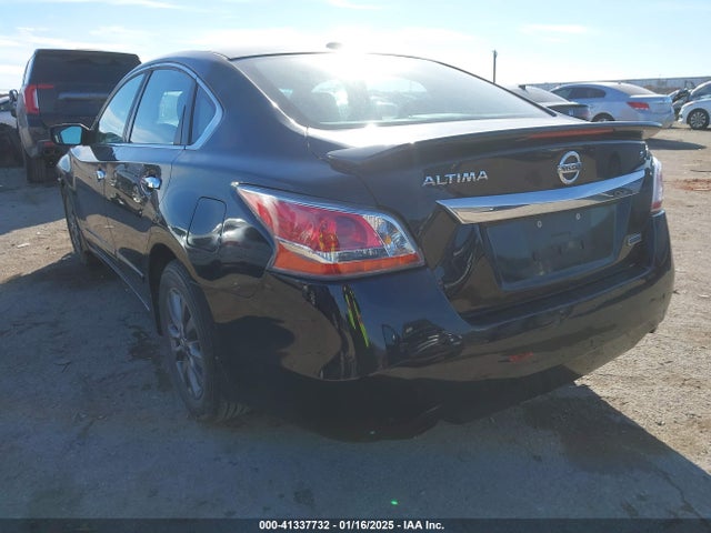 Nissan Altima 2.5 S 2015 1N4AL3AP7FN922467 Image 3