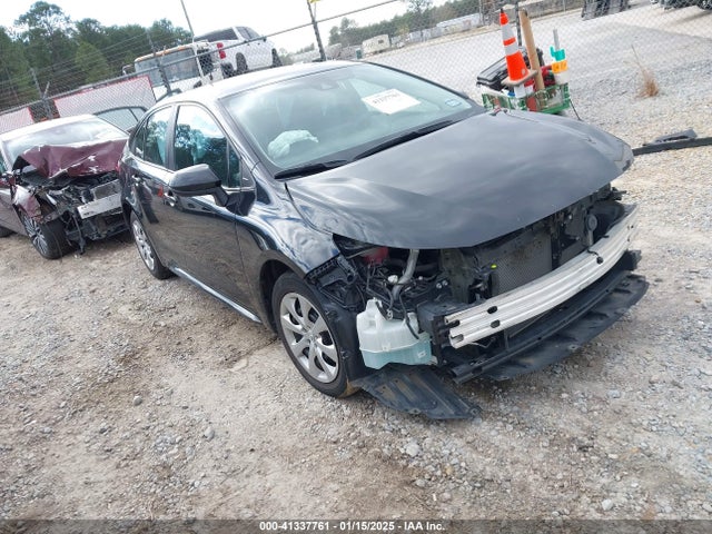 2022 5YFEPMAE1NP358305 main image