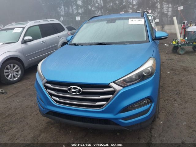KM8J33A42HU410216 Hyundai Tucson Se Plus