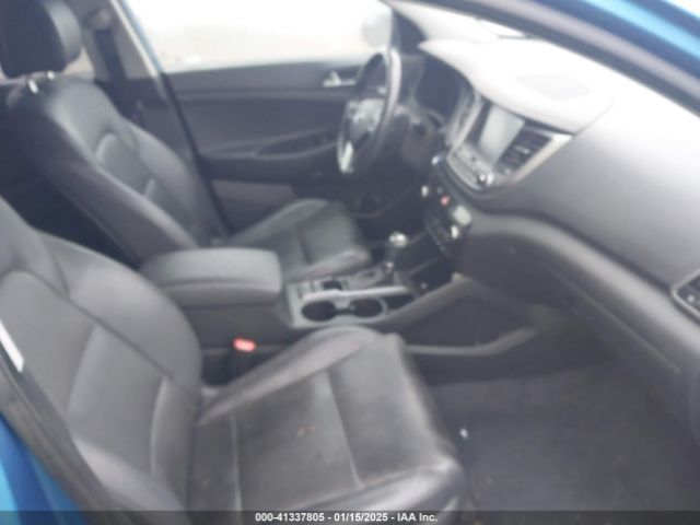 KM8J33A42HU410216 Hyundai Tucson Se Plus