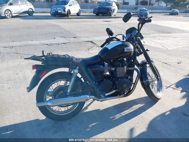 2013 TRIUMPH MOTORCYCLE BONNEVILLE SMT910K16DT602353 Photo 3