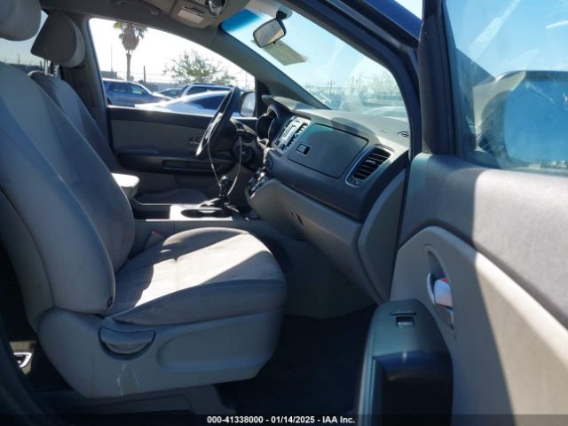 KNDMB5C13G6101070 KIA SEDONA LX