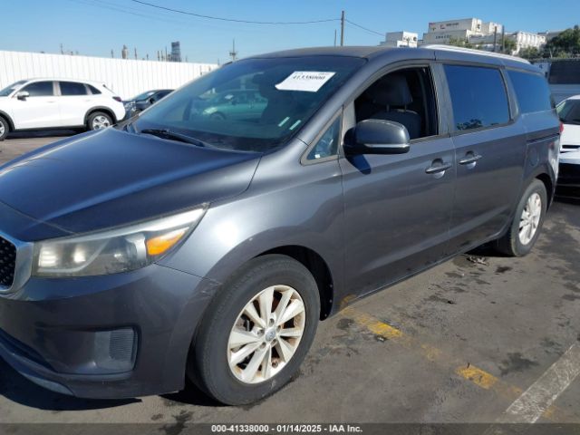 KNDMB5C13G6101070 KIA SEDONA LX