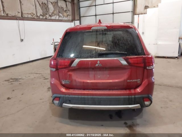 JA4AD3A34HZ022619 Mitsubishi Outlander Se
