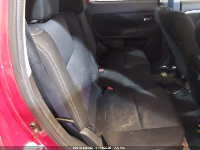 JA4AD3A34HZ022619 Mitsubishi Outlander Se
