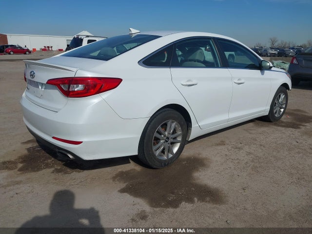 Hyundai SONATA SE 2016 5NPE24AF5GH286810 Image 4