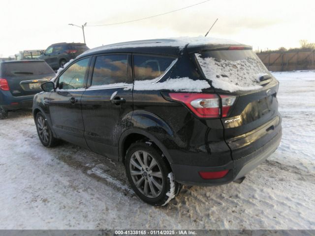 1FMCU0JD8HUE33634 Ford Escape Titanium
