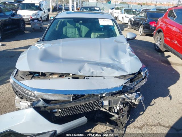 1HGCV2F97NA015856 Honda Accord Touring