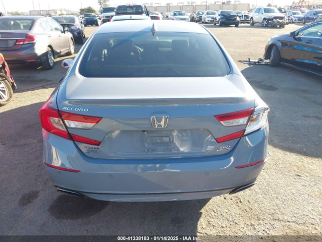1HGCV2F97NA015856 Honda Accord Touring