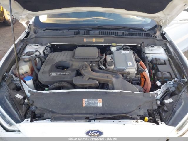 3FA6P0RU9JR111570 Ford Fusion Hybrid Titanium